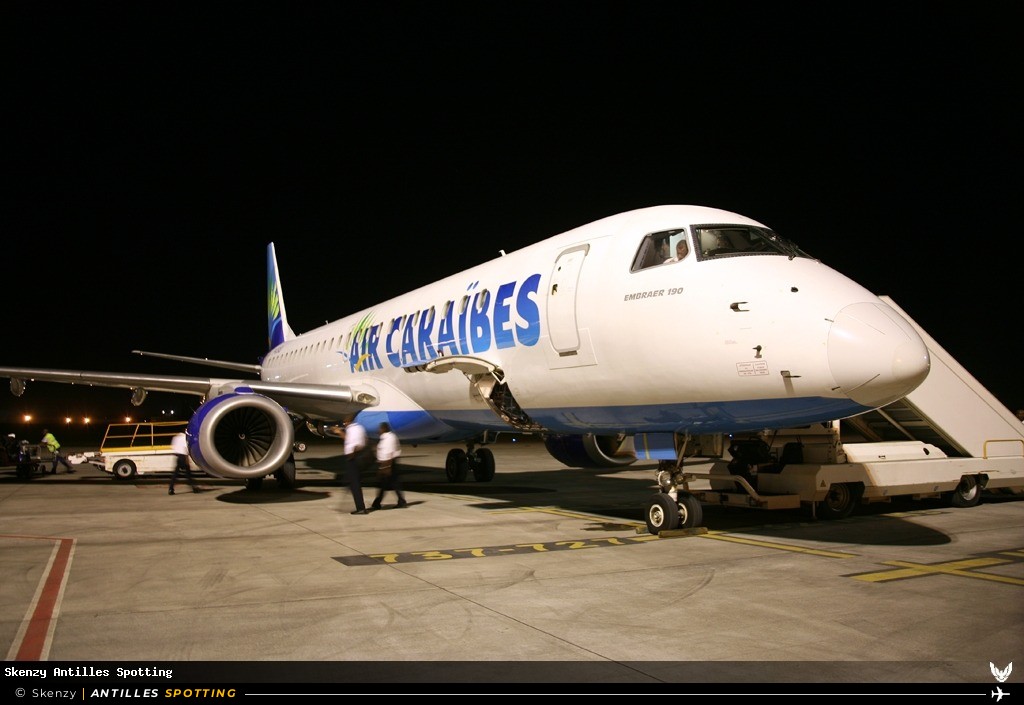 F-OSUD · Embraer E190, Air Caraïbes, Pointe-à-Pitre – Maryse Condé