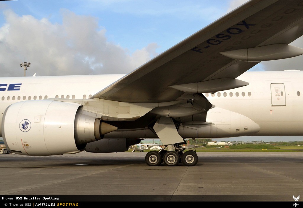 F-GSQX · Boeing 777-300ER, Air France, Pointe-à-Pitre – Maryse Condé