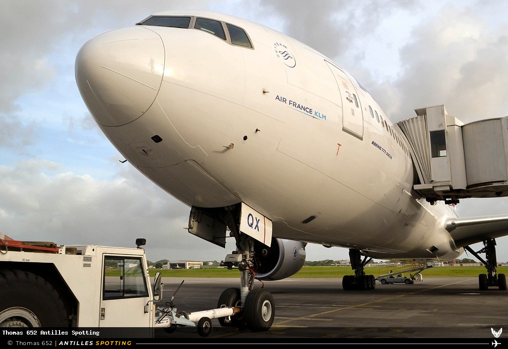 F-GSQX · Boeing 777-300ER, Air France, Pointe-à-Pitre – Maryse Condé