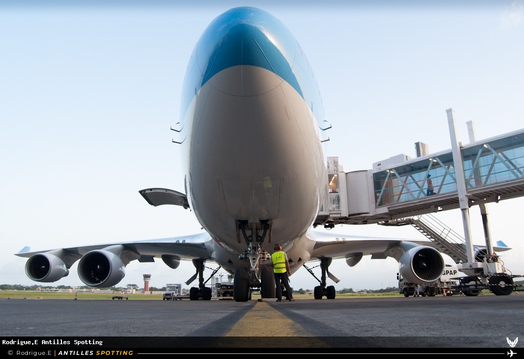 F-HSUN · Boeing 747-400, Corsair International, Pointe-à-Pitre – Maryse Condé