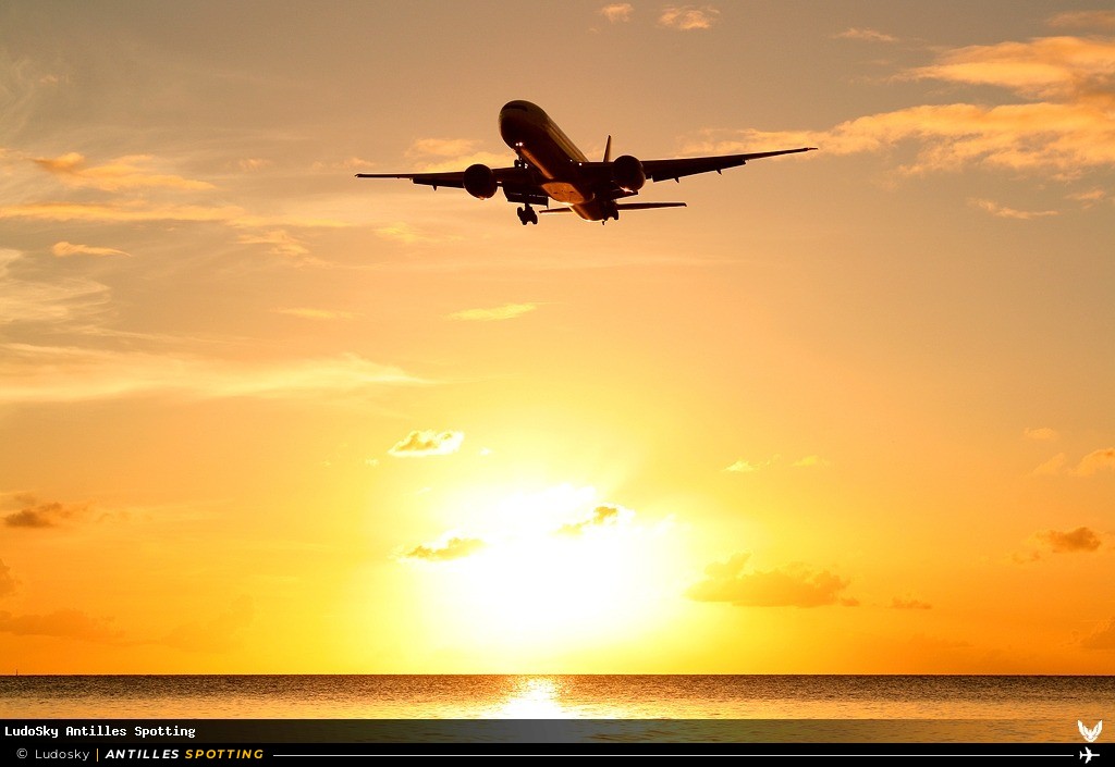 F-GSQT · Boeing 777-300ER, Air France, Martinique – Aimé Césaire