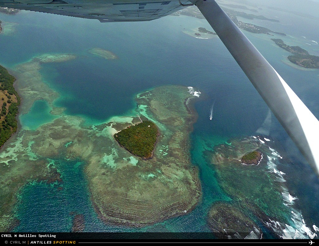 Aéroport · Vue aérienne, TFFF - Martinique – Aimé Césaire, Martinique – Aimé Césaire