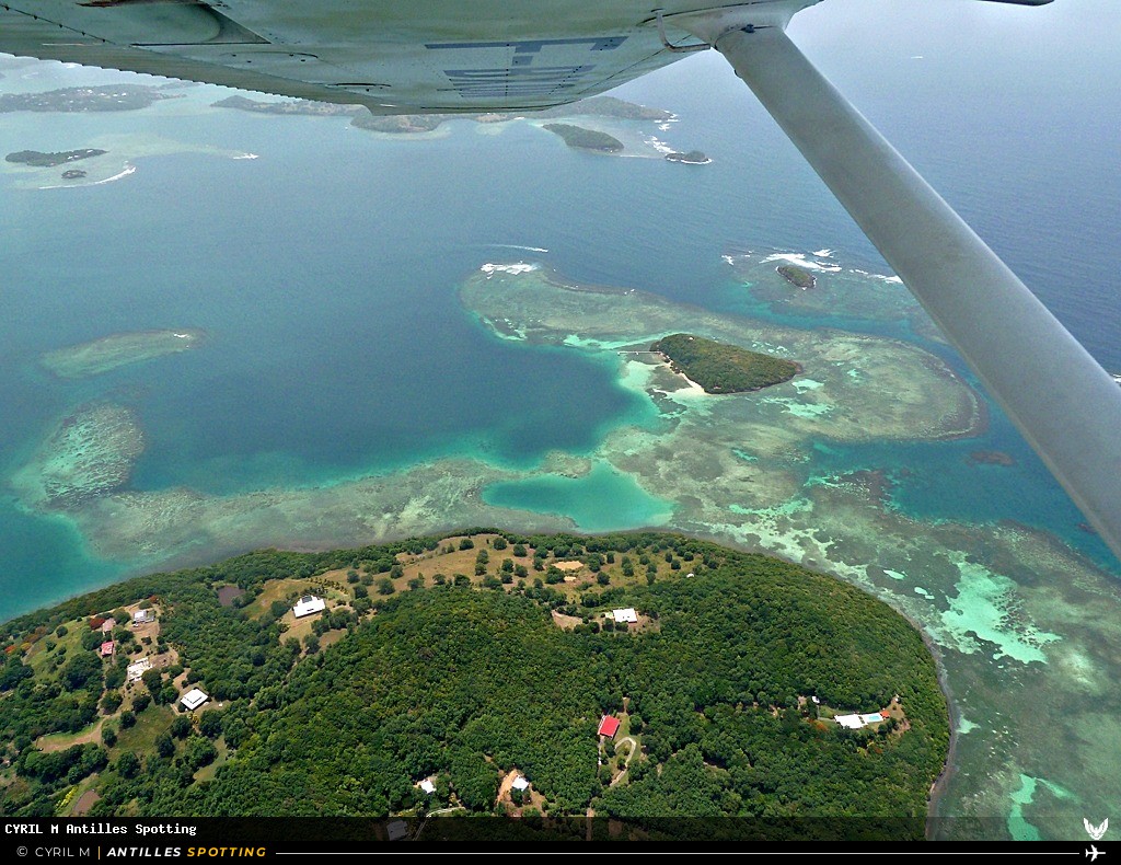 Aéroport · Vue aérienne, TFFF - Martinique – Aimé Césaire, Martinique – Aimé Césaire