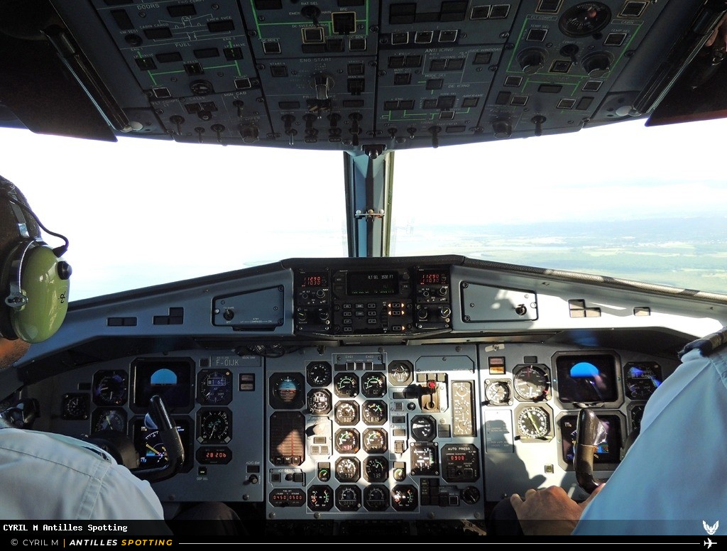 F-OIJK · ATR 72-500, Air Caraïbes, Grand-Case – L'Espérance