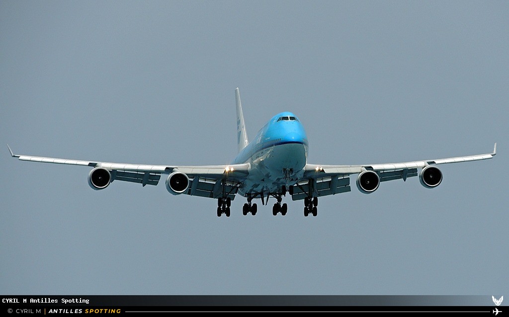 PH-BFA · Boeing 747-400, KLM, Sint Maarten – Princess Juliana