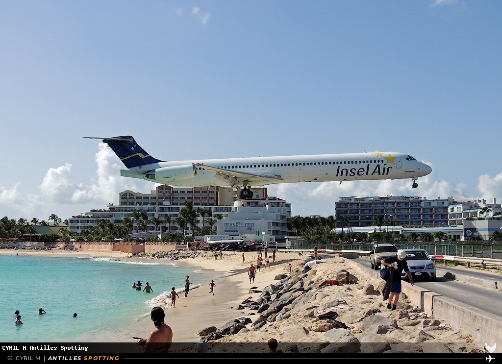 PJ-MDE · McDonnell Douglas MD-82, Insel Air, Sint Maarten – Princess Juliana