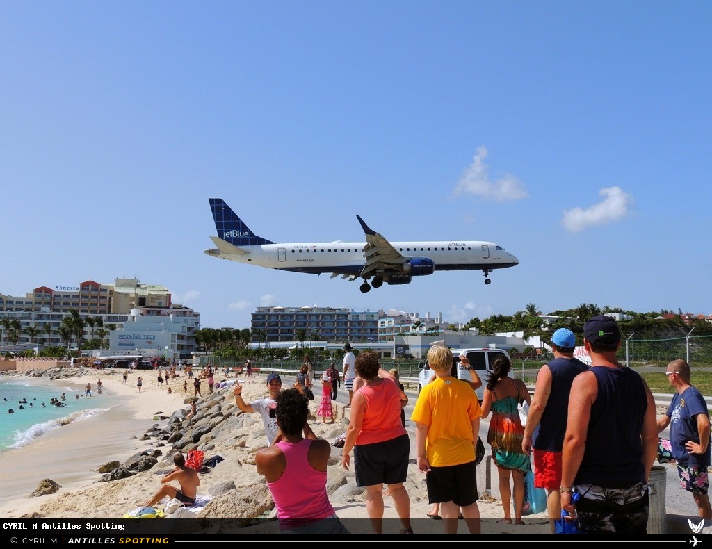 N279JB · Embraer E190, JetBlue, Sint Maarten – Princess Juliana