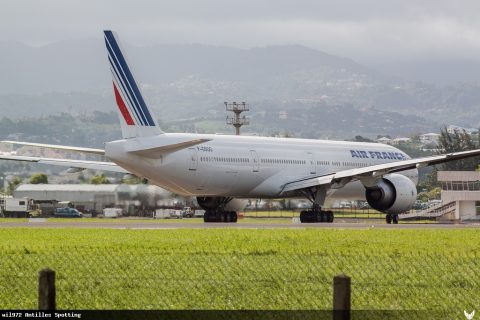 F-GSQO · Boeing 777-300ER, Martinique – Aimé Césaire