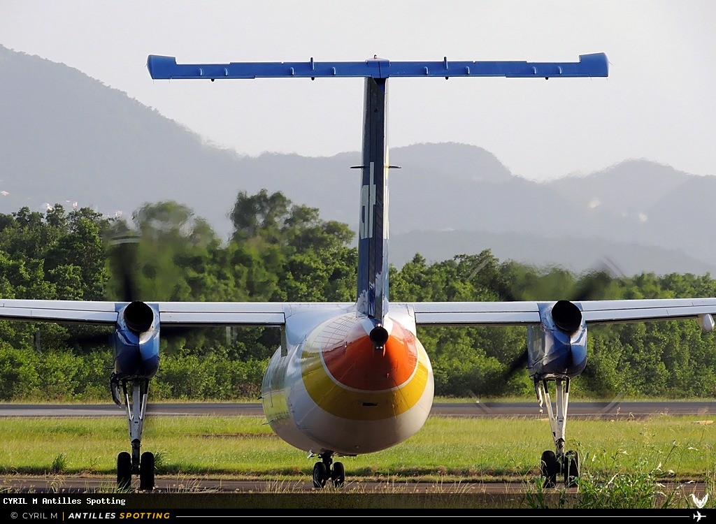 V2-LET · De Havilland Canada Dash 8-100, LIAT, Martinique – Aimé Césaire