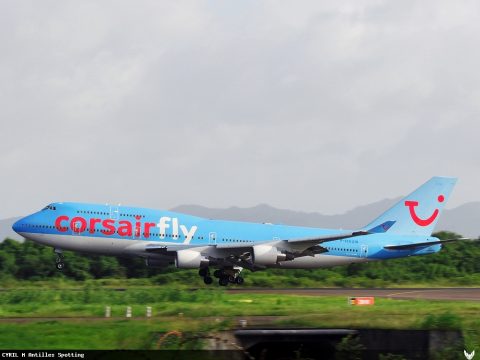 F-HSUN · Boeing 747-400, Martinique – Aimé Césaire