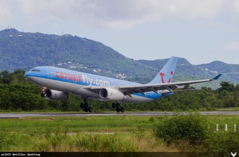 F-HCAT · Airbus A330-200, Martinique – Aimé Césaire
