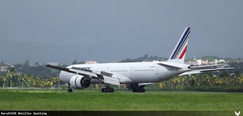 F-GSQS · Boeing 777-300ER, Martinique – Aimé Césaire
