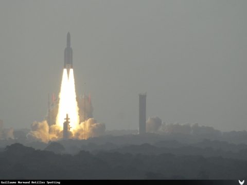 VA208 · Ariane 5 ECA, Kourou
