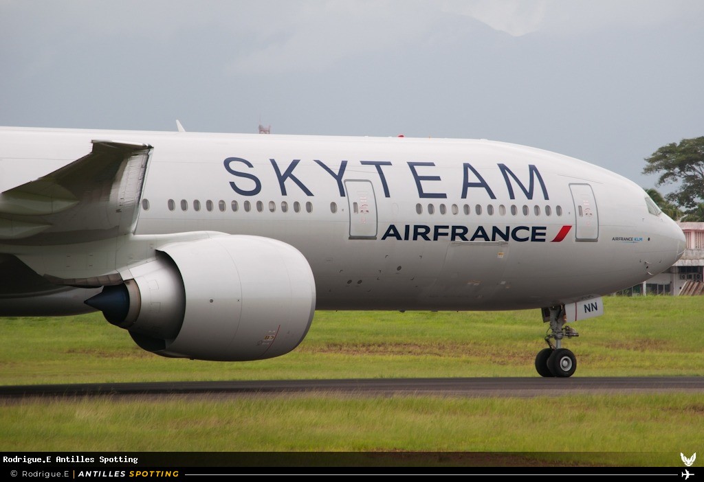 F-GZNN · Boeing 777-300ER, Air France, Pointe-à-Pitre – Maryse Condé