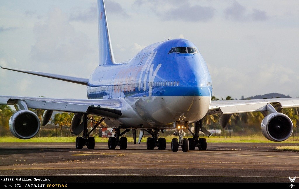 F-HSEA · Boeing 747-400, Corsairfly, Martinique – Aimé Césaire