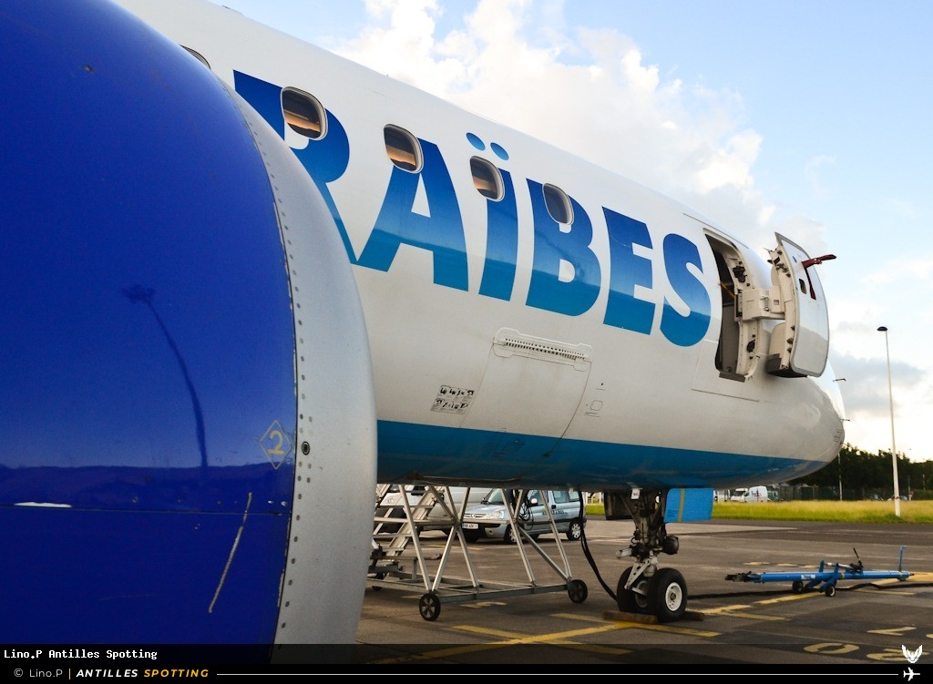 F-OSUD · Embraer E190, Air Caraïbes, Pointe-à-Pitre – Maryse Condé