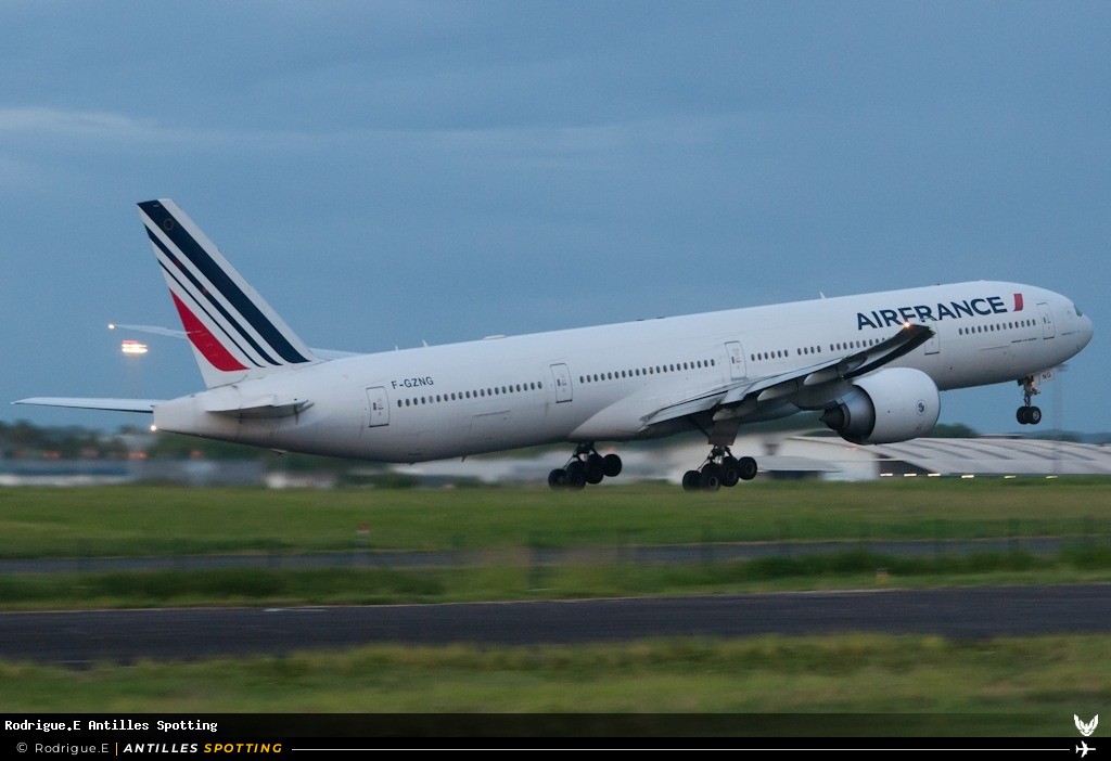 F-GZNG · Boeing 777-300ER, Air France, Pointe-à-Pitre – Maryse Condé