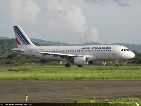 F-GKXC · Airbus A320, Martinique – Aimé Césaire