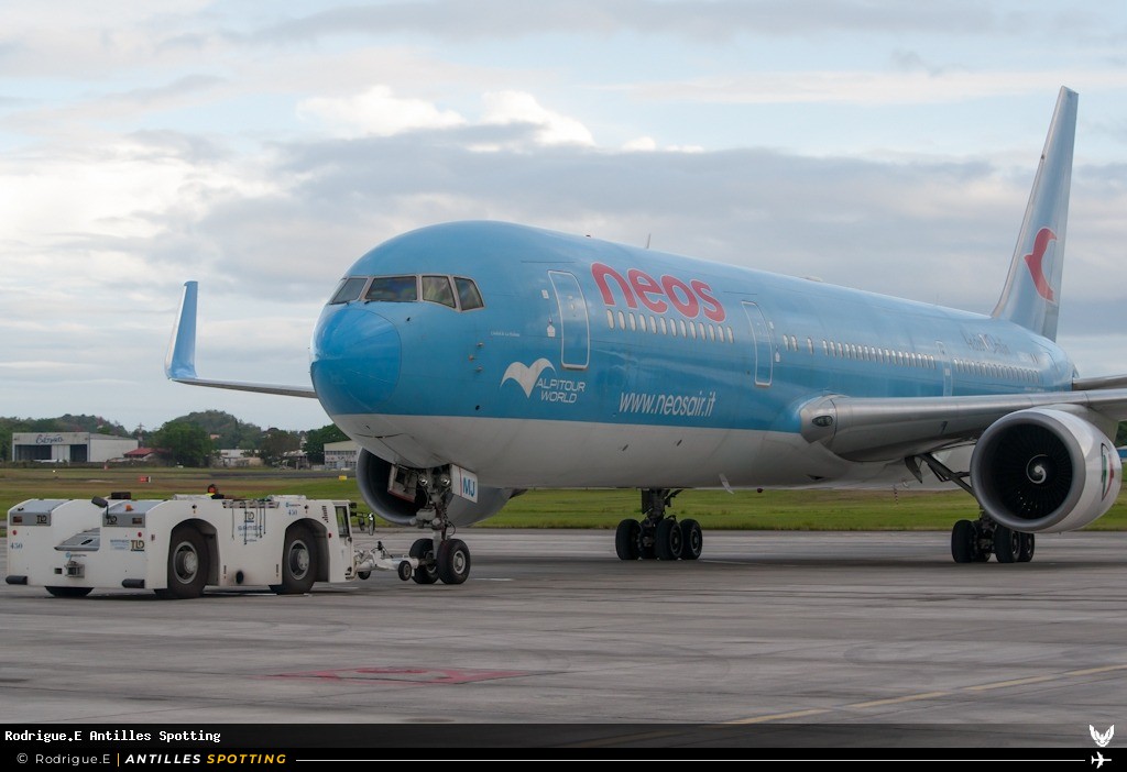 EI-DMJ · Boeing 767-300, Neos, Pointe-à-Pitre – Maryse Condé