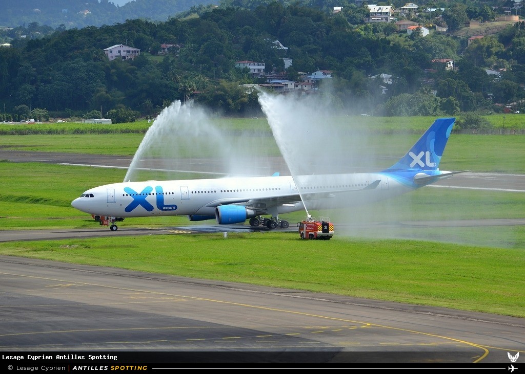 F-HXLF · Airbus A330-300, XL Airways, Martinique – Aimé Césaire