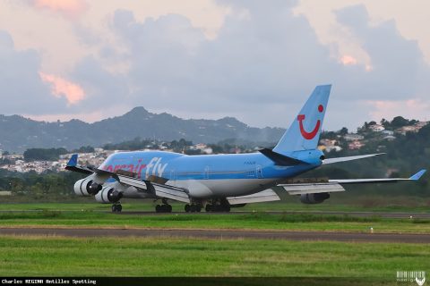 F-HSUN · Boeing 747-400, Martinique – Aimé Césaire