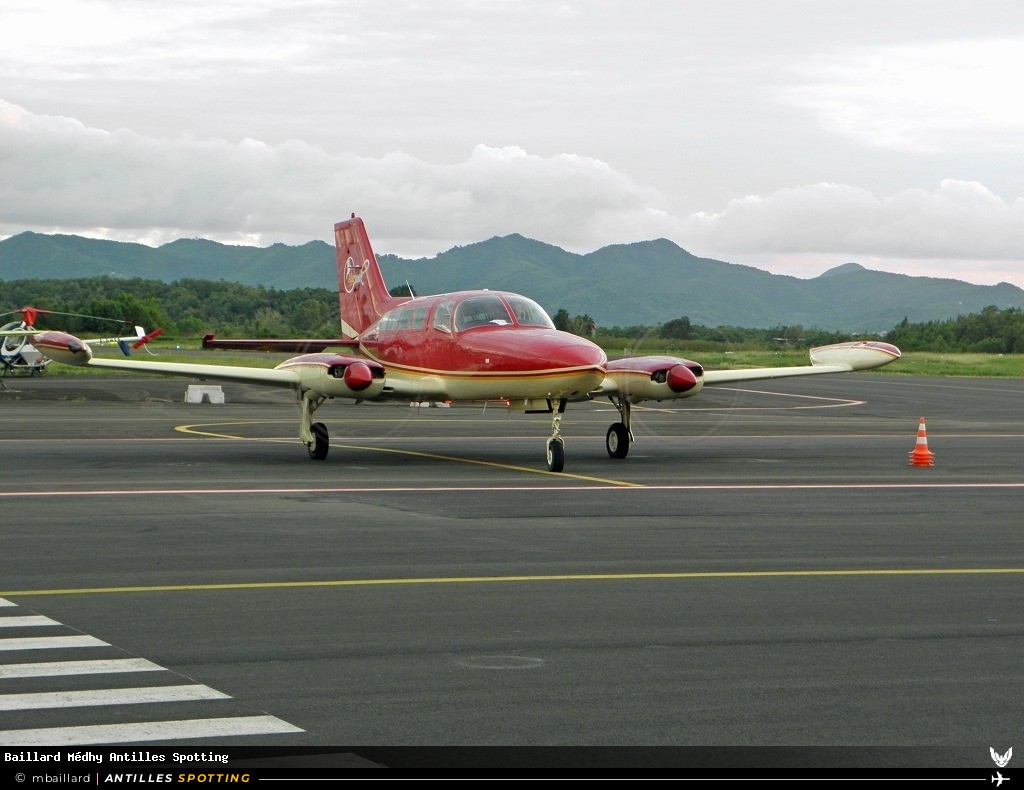 F-OIXB · Cessna 402, Airawak, Martinique – Aimé Césaire