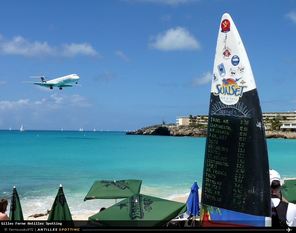 PJ-MDC · McDonnell Douglas MD-82, Insel Air, Sint Maarten – Princess Juliana