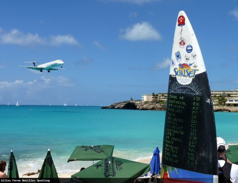 PJ-MDC · McDonnell Douglas MD-82, Sint Maarten – Princess Juliana