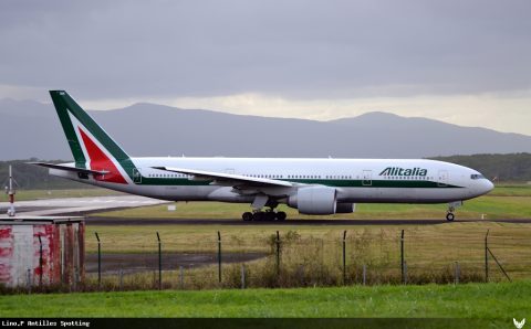 EI-DBM · Boeing 777-200 (2013)
