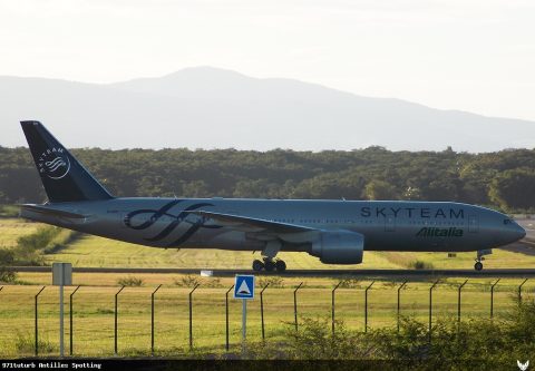 EI-DDH · Boeing 777-200, Pointe-à-Pitre – Maryse Condé