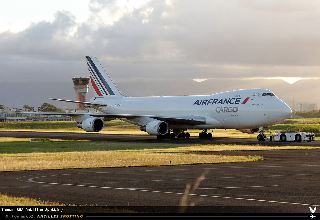 F-GIUA · Boeing 747-400, Air France Cargo, Pointe-à-Pitre – Maryse Condé