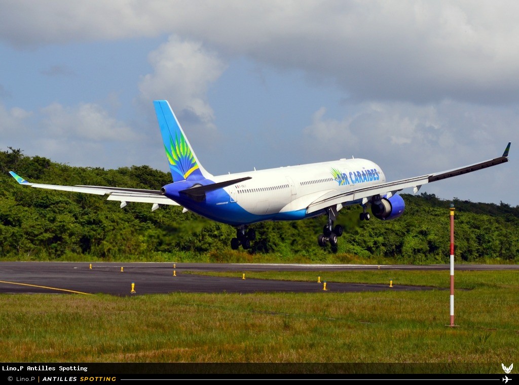 F-ORLY · Airbus A330-300, Air Caraïbes, Pointe-à-Pitre – Maryse Condé
