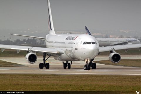 F-GLZI · Airbus A340-300 (2013)