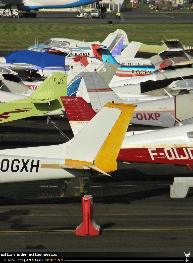 F-OGXH · Cessna 172 Skyhawk, Air Alizés, Martinique – Aimé Césaire