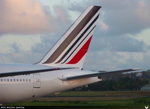 F-GSQN · Boeing 777-300ER, Pointe-à-Pitre – Maryse Condé