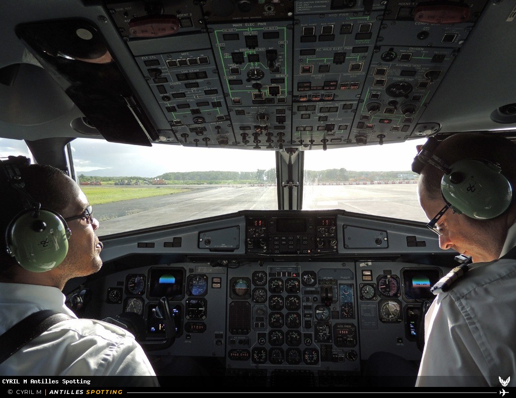 F-OIJK · ATR 72-500, Air Caraïbes, Pointe-à-Pitre – Maryse Condé
