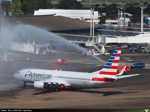 N989AN · Boeing 737-800 (2013)