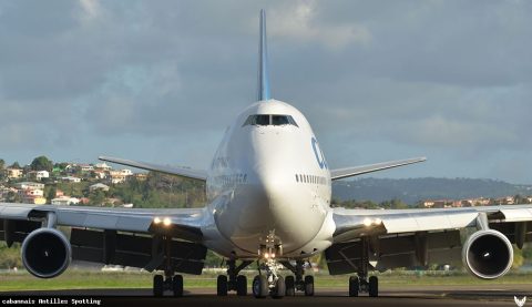F-HSUN · Boeing 747-400, Martinique – Aimé Césaire