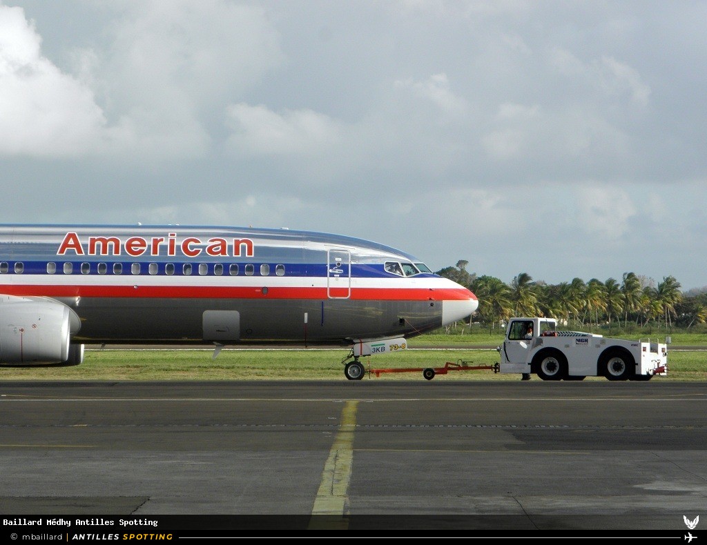 N916NN · Boeing 737-800, American Airlines, Martinique – Aimé Césaire