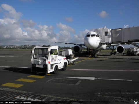 F-GKXQ · Airbus A320, Martinique – Aimé Césaire