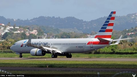 N989AN · Boeing 737-800 (2013)