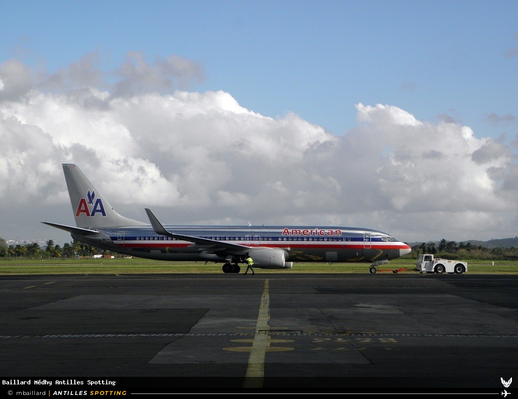 N916NN · Boeing 737-800, American Airlines, Martinique – Aimé Césaire
