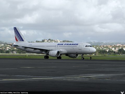 F-GKXQ · Airbus A320, Martinique – Aimé Césaire