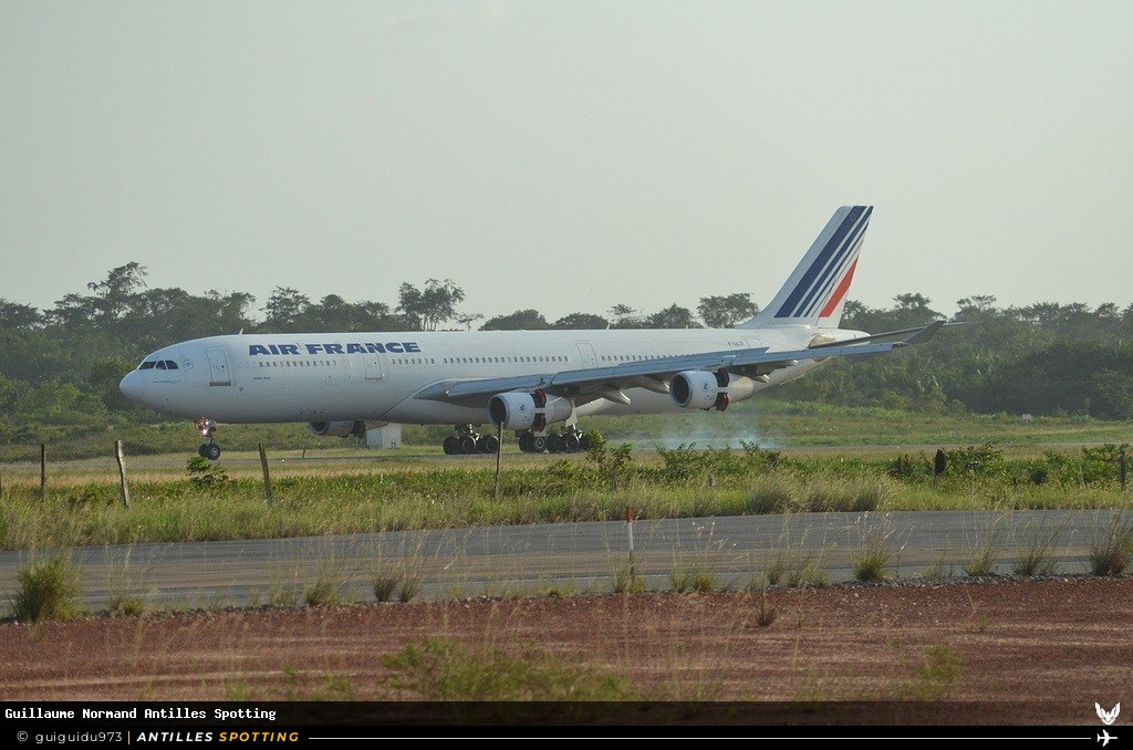 F-GLZI · Airbus A340-300, Air France, Cayenne – Félix Éboué