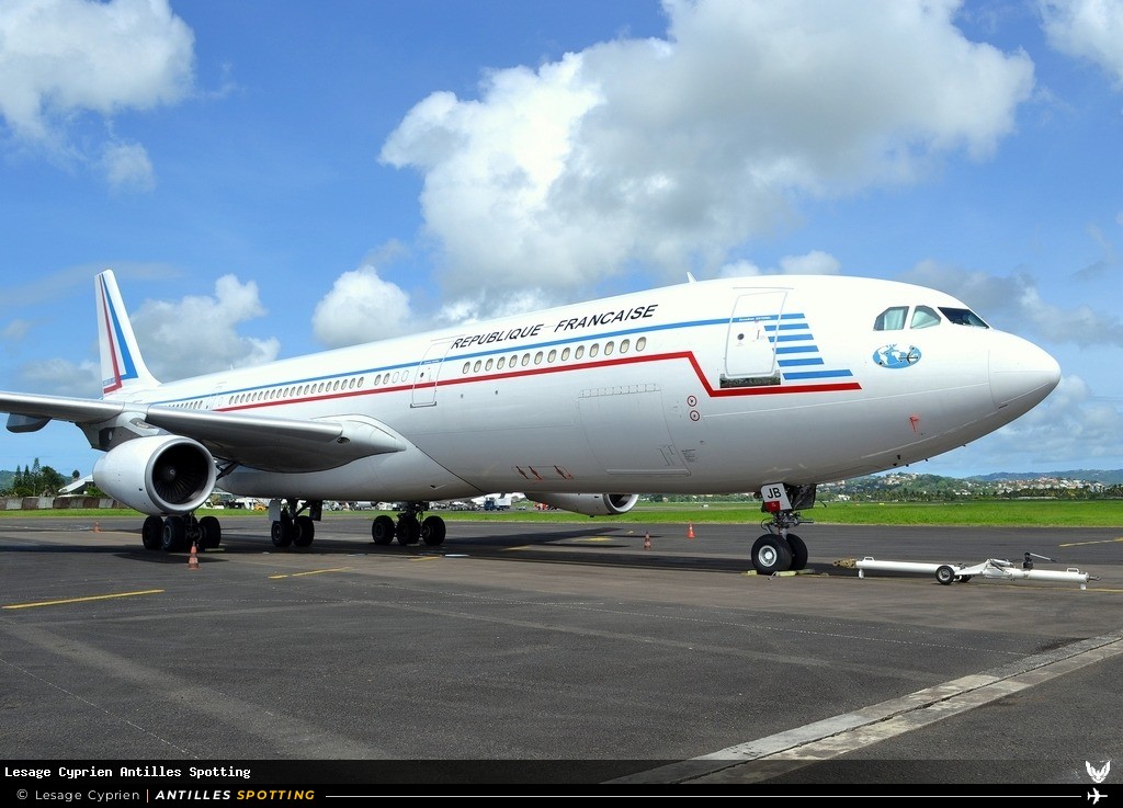 F-RAJB · Airbus A340-200, Armée de l'Air, Martinique – Aimé Césaire