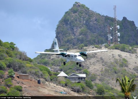 J8-VBS · De Havilland Canada DHC-6 Twin Otter, Union Island