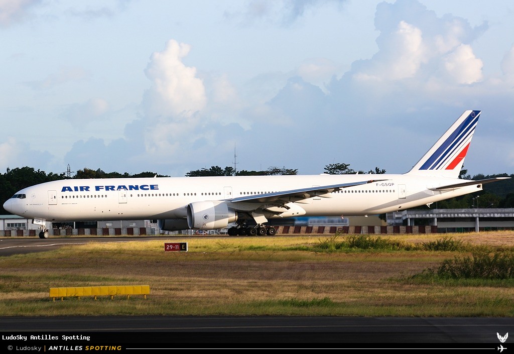 F-GSQP · Boeing 777-300ER, Air France, Pointe-à-Pitre – Maryse Condé