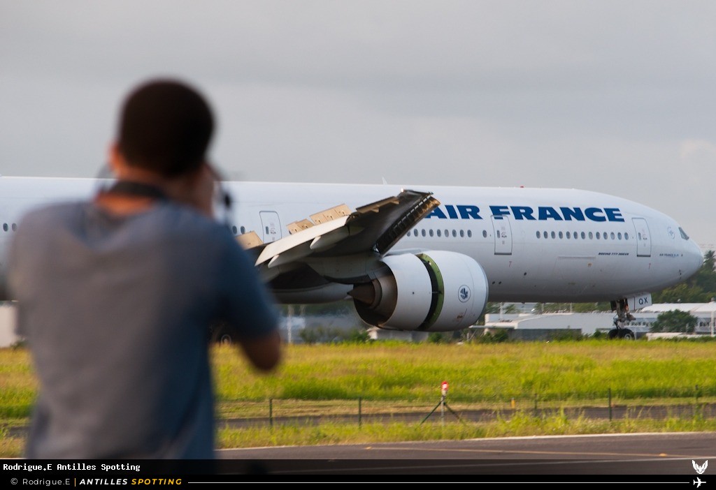 F-GSQX · Boeing 777-300ER, Air France, Pointe-à-Pitre – Maryse Condé