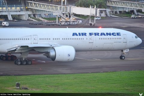 F-GSQR · Boeing 777-300ER, Martinique – Aimé Césaire