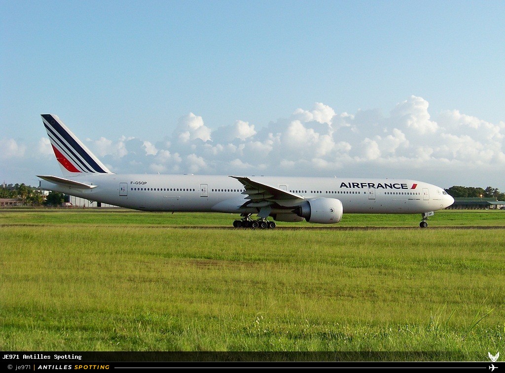 F-GSQP · Boeing 777-300ER, Air France, Pointe-à-Pitre – Maryse Condé